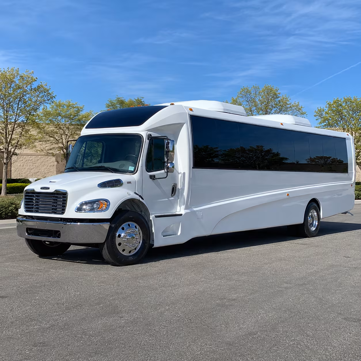 bakersfield 20 passenger minibus
