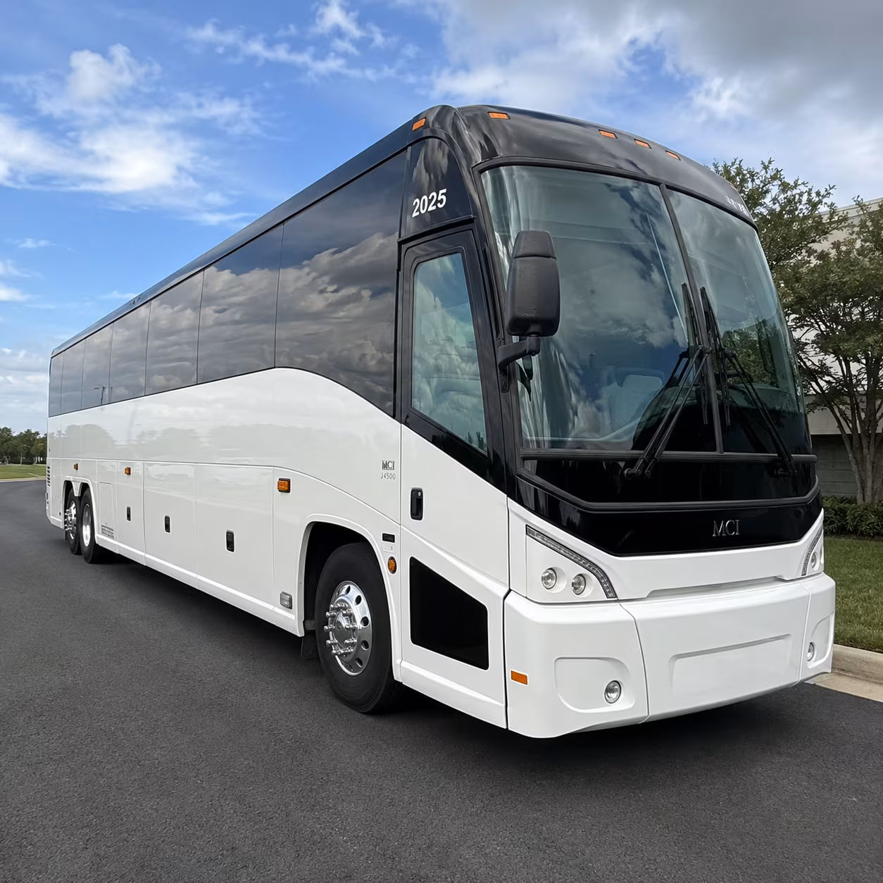 bakersfield 56 passenger charter bus