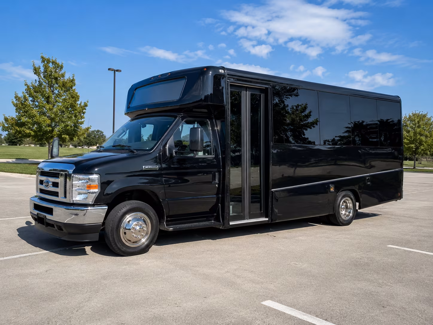 long distance fan buses from bakersfield to los angeles sporting events