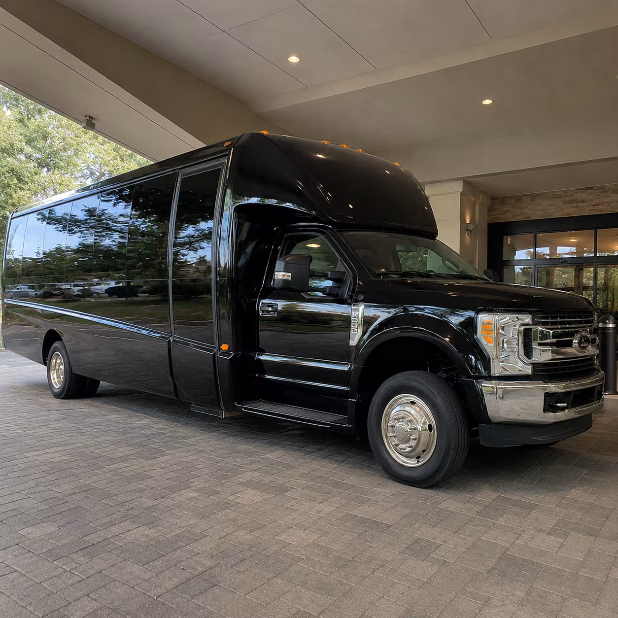 minibuses for bakersfield bridal party and family runs